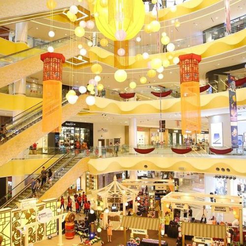 SHOPPING MALLS 
